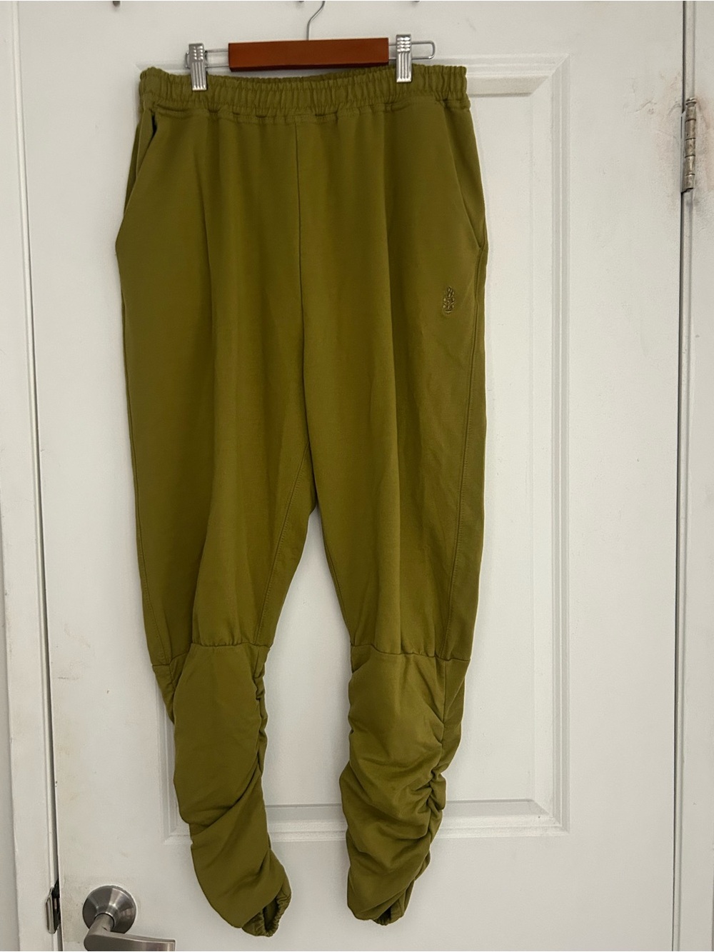 Free People Movement Field Goal High Rise Pants Ruched Ankle Green Medium